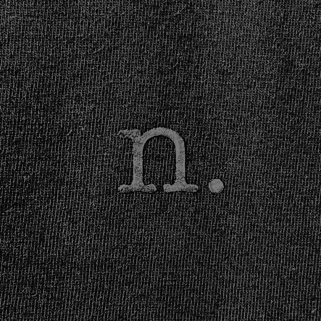 Kaos Lengan Pendek Hitam