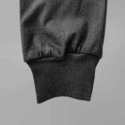 Kaos Lengan Panjang Hitam-gallery