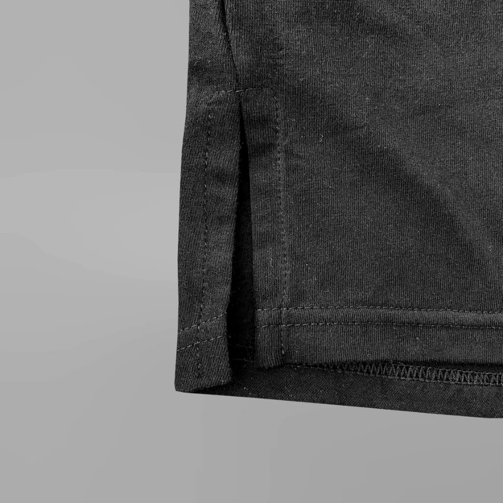 Kaos Lengan Panjang Hitam